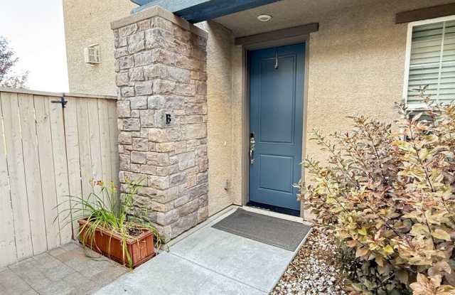 3 Bedrooms, 2 1/2 Baths with a 2 Car Garage at the Esplanade - Damonte Ranch photos photos