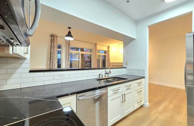 1 Bedroom 1 Bathroom Condo in Bothell - Pet Friendly! photos photos