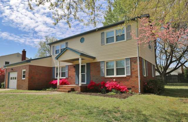 Laurel Cove Home Available 09-25-26! Awesome Schools & Great Central Location! All Appliances Convey! photos photos