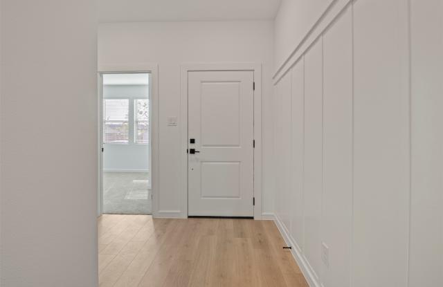 2113 Maple Ridge Drive Gallery 4