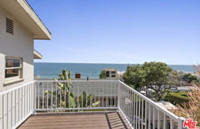 22607 Pacific Coast Highway photos photos