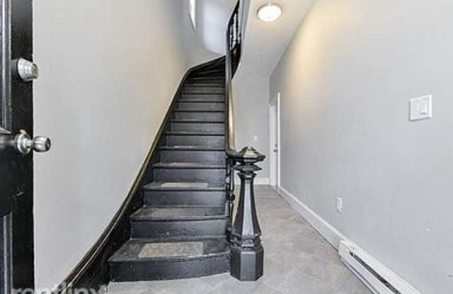 229 Princeton St 1 Gallery 4