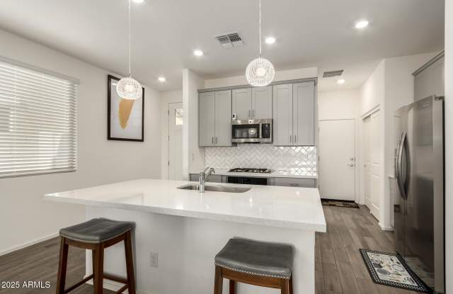 14627 W VALENTINE Street photos photos
