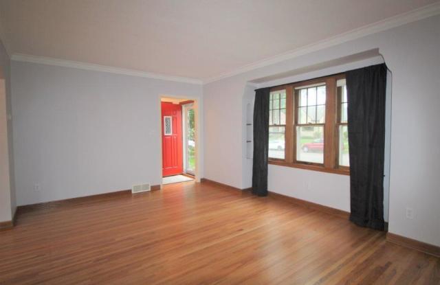 1600 Bayard Avenue Gallery 4