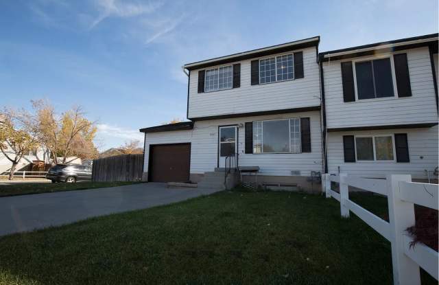 8827 Pinion Lane photos photos