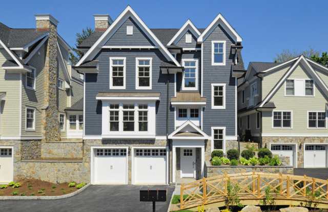 1 Home Place - 1 Home Pl, Greenwich, CT 06830