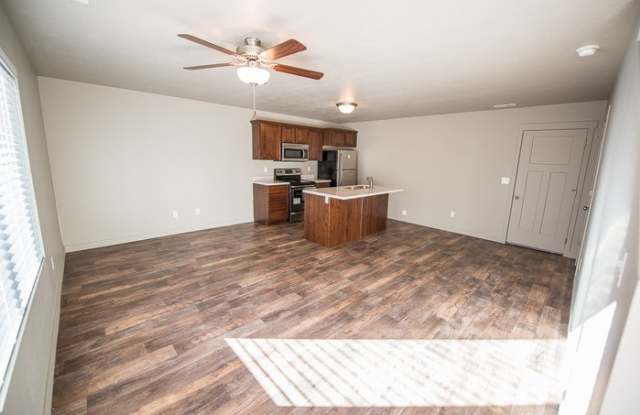 14416 South Oakfield Way Gallery 3