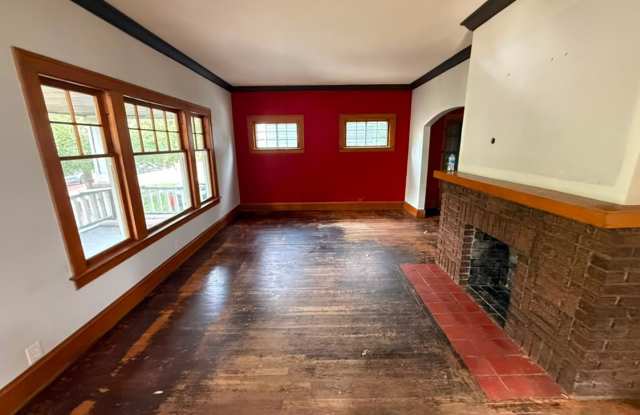 3 BED 1 BATH SINGLE FAMILY HOME! photos photos 3 BED 1 BATH SINGLE FAMILY HOME! photos photos