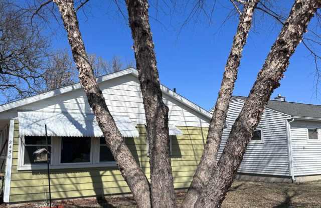 3 Bedroom 1 Bath Home - Available February 2nd 2026 - 2450 3rd Avenue, Marion, IA 52302 3 Bedroom 1 Bath Home - Available February 2nd 2026 - 2450 3rd Avenue, Marion, IA 52302