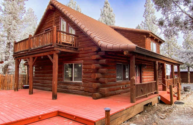 Beautiful Custom Log Home in Squaw Creek Canyon Estates! photos photos