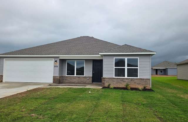 Brand New Construction: 4 Bedroom 2 Bathroom Single Family Home In The Walnut Hill Subdivision In Pea Ridge! photos photos