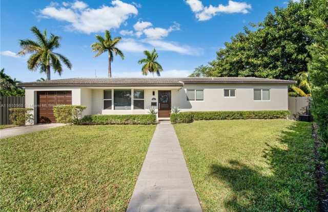 9621 SW 58th St - 9621 Southwest 58th Street, Sunset, FL 33173