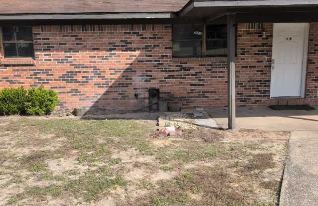 1120 N 20th Street - 1120 North 20th Street, DeFuniak Springs, FL 32433