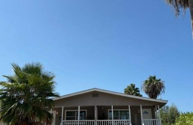 208 Gardenia St. photos photos