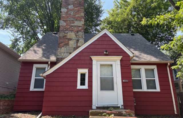 Freshly updated 3 BR/2 BA Single-Family Home in St. Paul! - 1130 6th Street East, St. Paul, MN 55106 Freshly updated 3 BR/2 BA Single-Family Home in St. Paul! - 1130 6th Street East, St. Paul, MN 55106