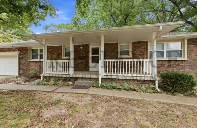 428 Peach Tree Lane Gallery 3
