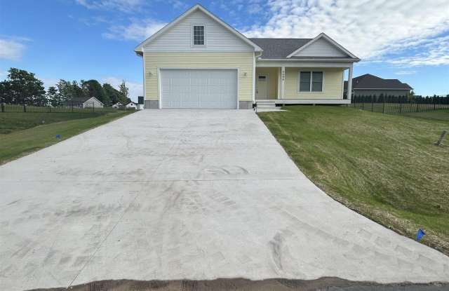 4499 LaMarche Circle Gallery 3