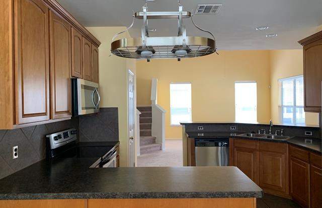 9512 Cape Cod Boulevard Gallery 3