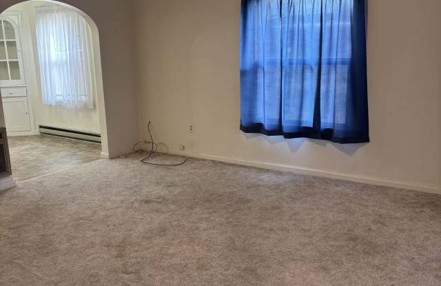 785 South Boulevard - 1 photos photos