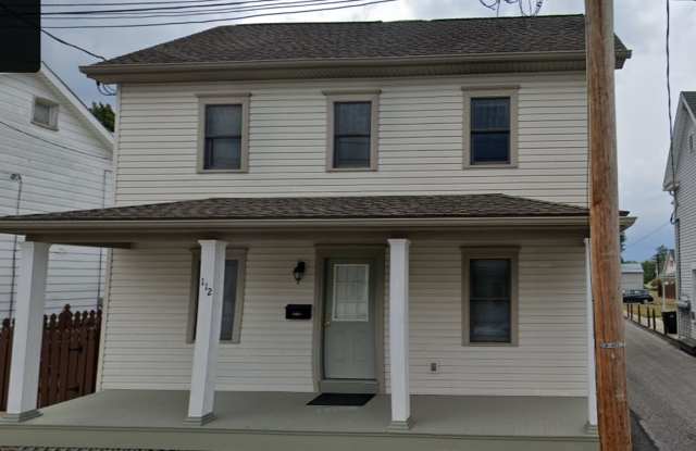 4 Bedroom/4 bath. Available August 2027- July 2028 Gallery 1