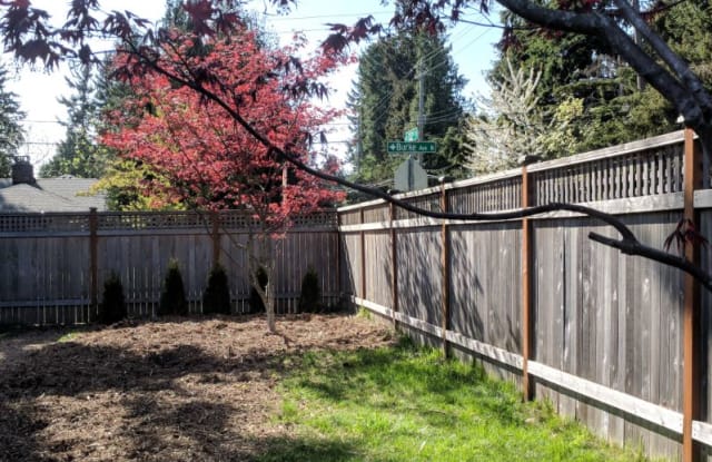 12032 Burke Ave N - 12032 Burke Avenue North, Seattle, WA 98133