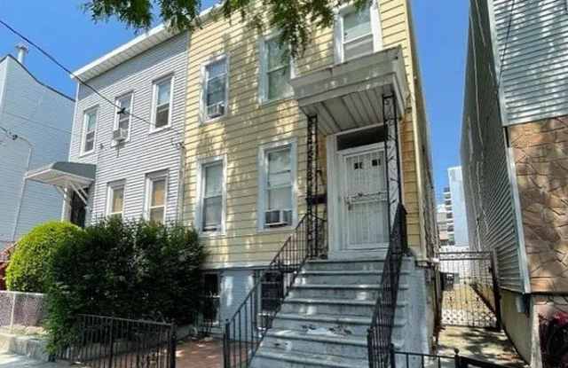 32-11 38th Avenue photos photos