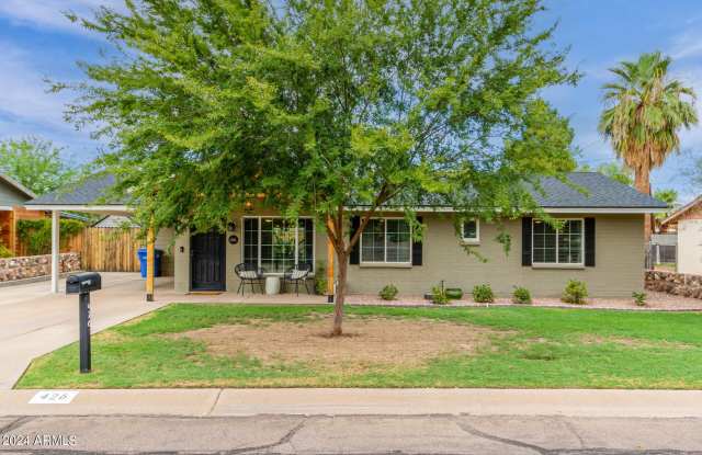 426 E GRISWOLD Road - 426 East Griswold Road, Phoenix, AZ 85020