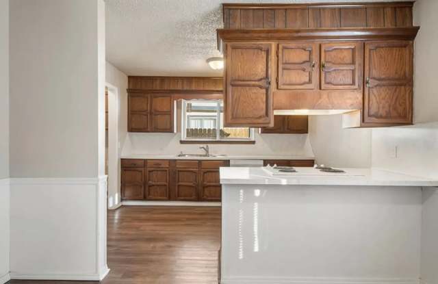 Charming 3-bedroom, 2-bath ranch home with a 2-car garage, ready for its next owner! Gallery 4