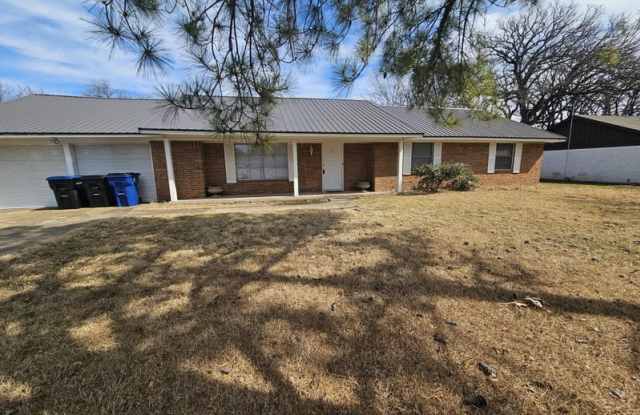 3 Timberside - 3 Timberside Drive, Greenville, TX 75402