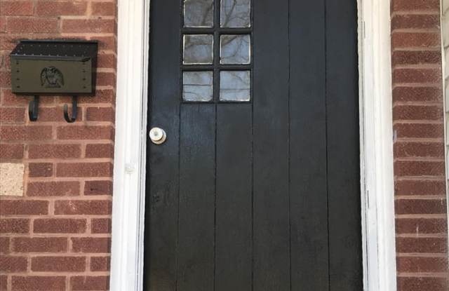 308 West Statesville Avenue Gallery 2