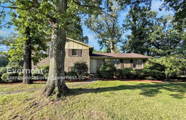 913 21st Avenue Northwest - 913 21st Avenue Northwest, Center Point, AL 35215