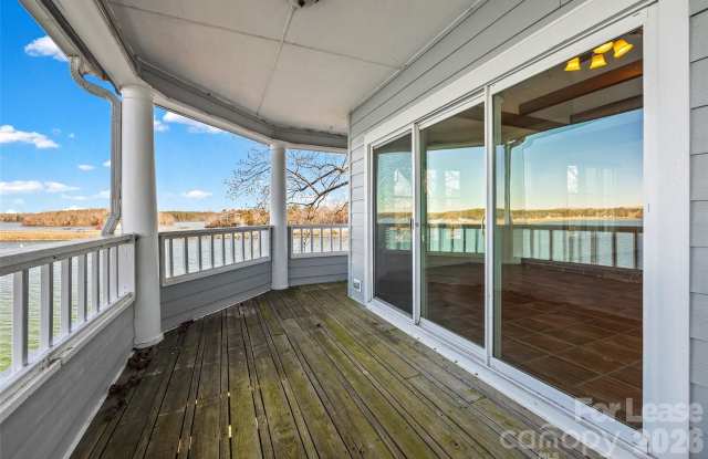 372 Northwest Drive - 372 Northwest Drive, Davidson, NC 28036