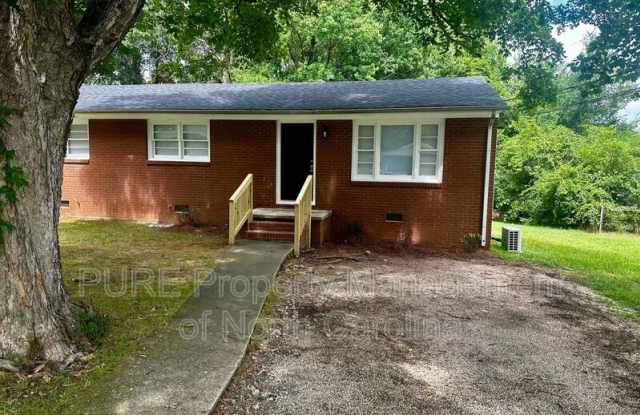 110 Mendota Ave photos photos