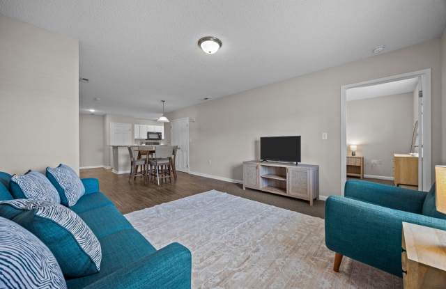 AVAILABLE FOR RENT NOW UNTIL DECEMBER 31ST ONLY!! Gallery 1