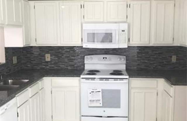 1802 Twin Court Place Gallery 4