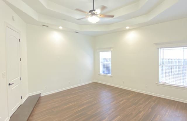 5583 Rustic Manor Dr - 5583 Rustic Manor, Brownsville, TX 78526