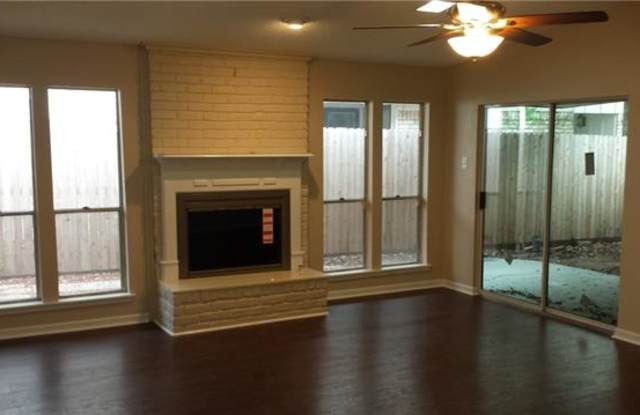 10626 Pagewood Drive Gallery 4