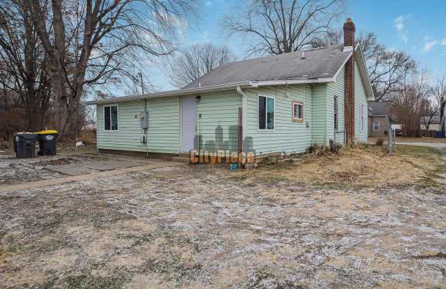 2627 Chase St Unit 2 photos photos