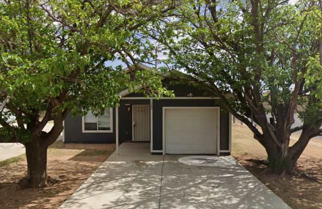 PRE-LEASING-3/2/1 in Northeast Lubbock photos photos