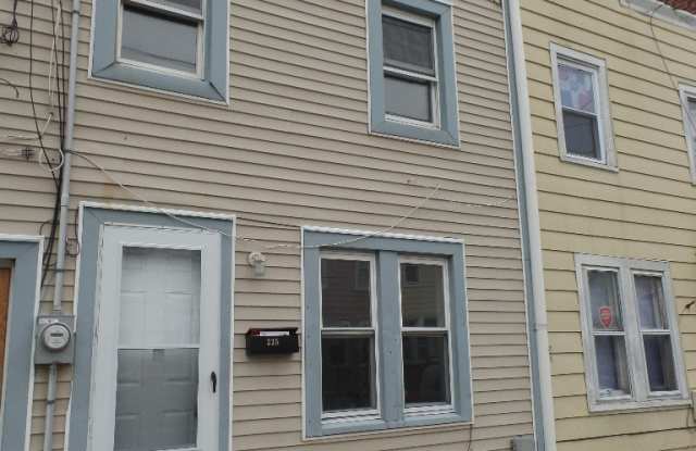 Schedule a showing NOW! photos photos