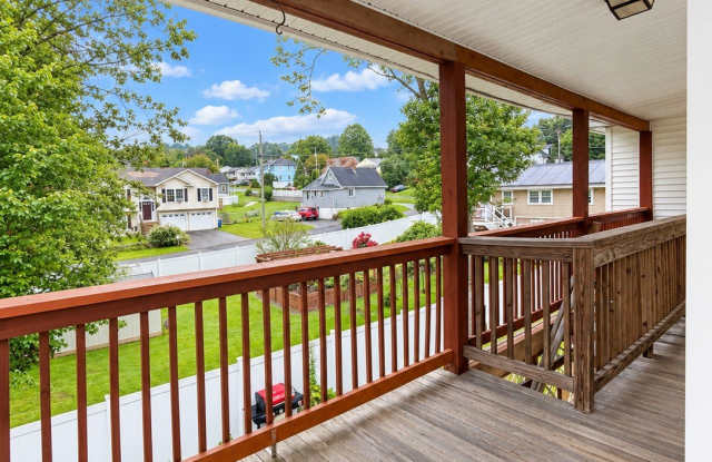 174 Jordan Avenue photos photos