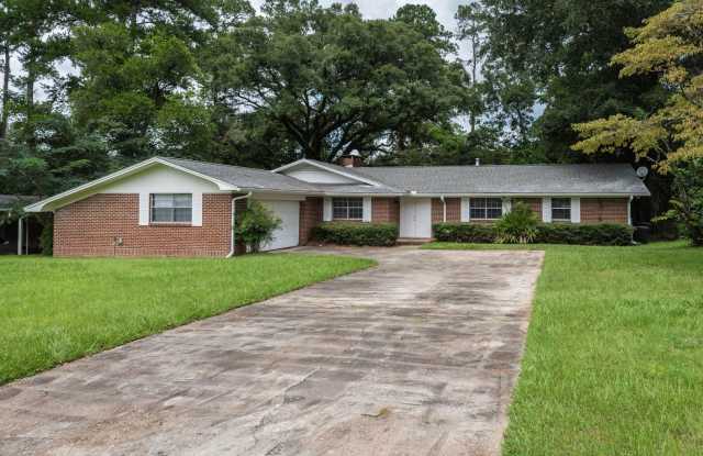 Beautiful 4/2 Single Family Home photos photos