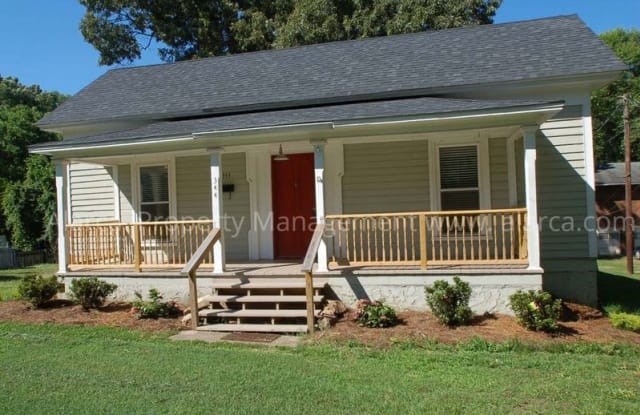 344 W Mclelland Ave - 344 West Mclelland Avenue, Mooresville, NC 28115