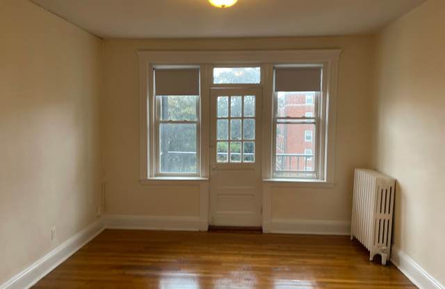 Brighton Near St Es Hospital and T stop 3rd Floor Super sunny spacious 2 bed Nice Place! FREE MONTH photos photos
