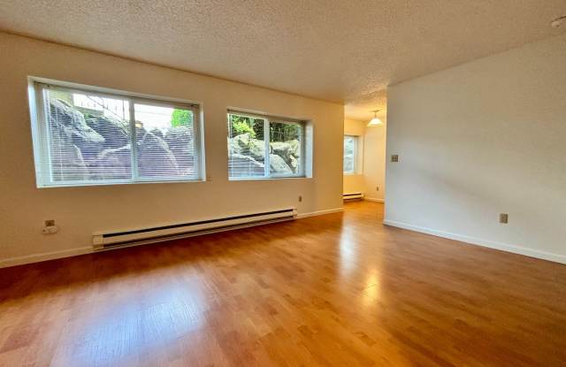 11255 Greenwood Ave N photos photos