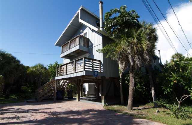 50 84TH AVENUE - 50 84th Avenue, Treasure Island, FL 33706