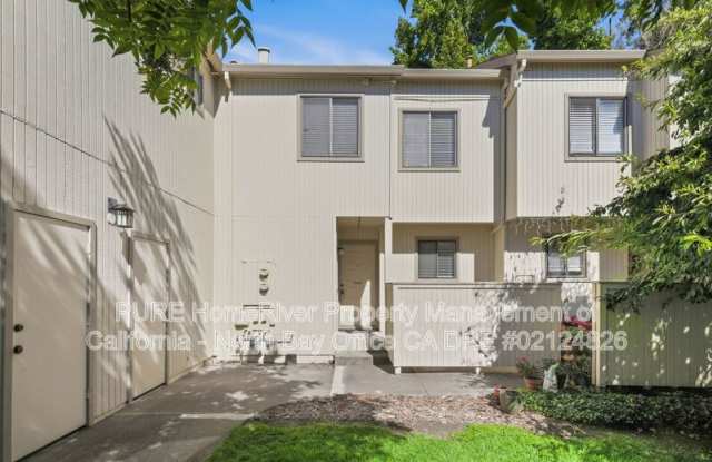 2518 Westberry Dr Gallery 1