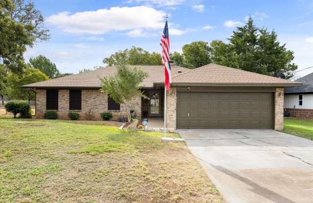 417 Sky Harbour Court Gallery 1