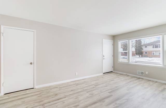 147 South Grand Avenue - 3 Gallery 3
