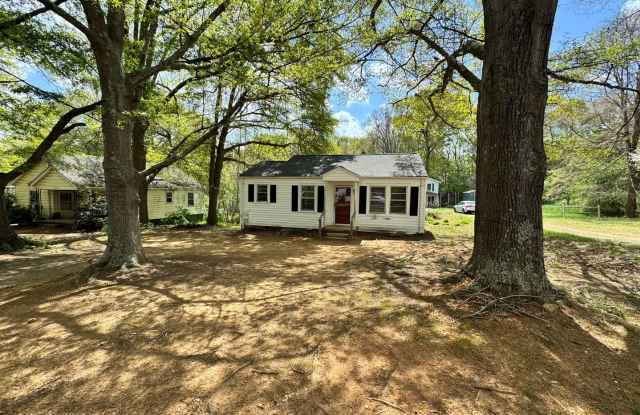 2/1 House in Shelby, NC photos photos